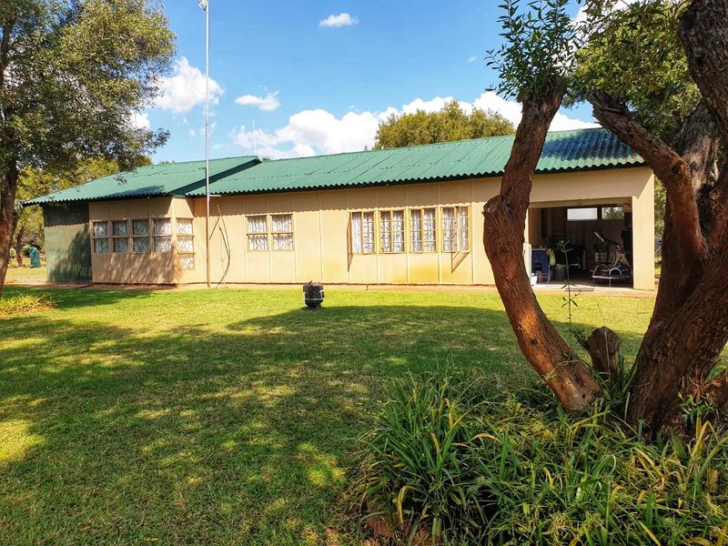 5 Bedroom Property for Sale in Swartruggens North West